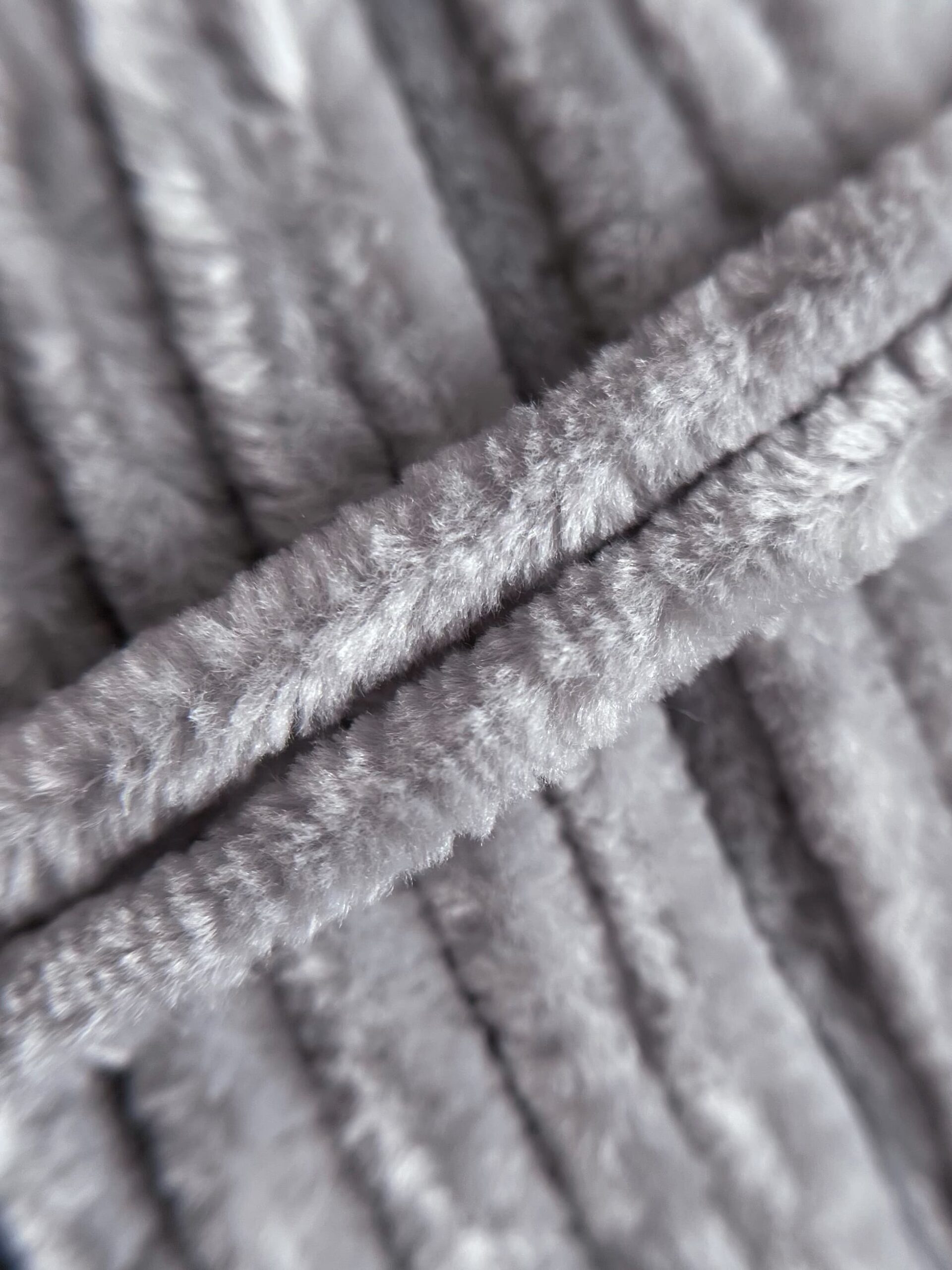 VELUR 6013 - 1 skein - Image 2
