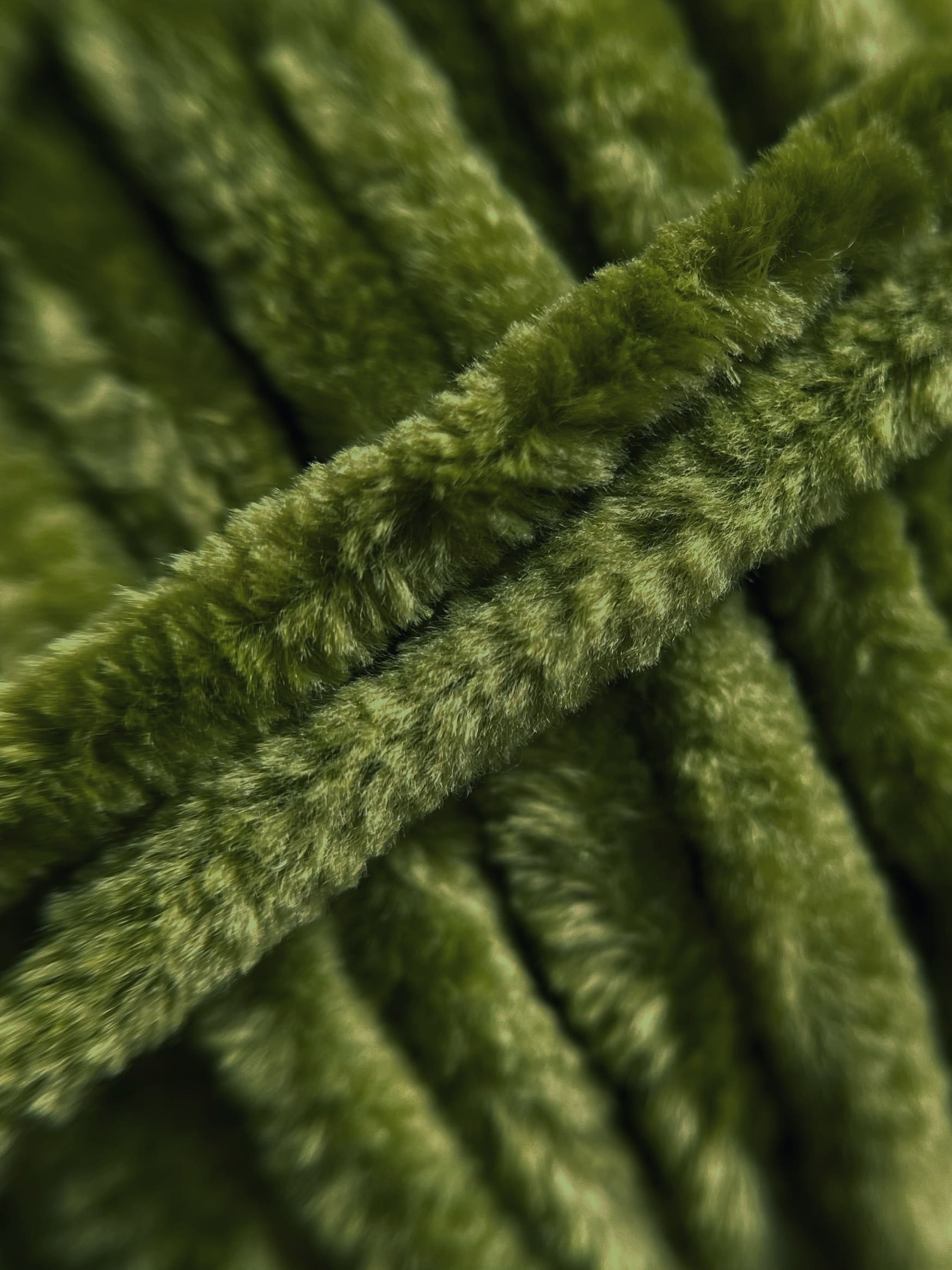VELUR 8119 - 1 skein - Image 2