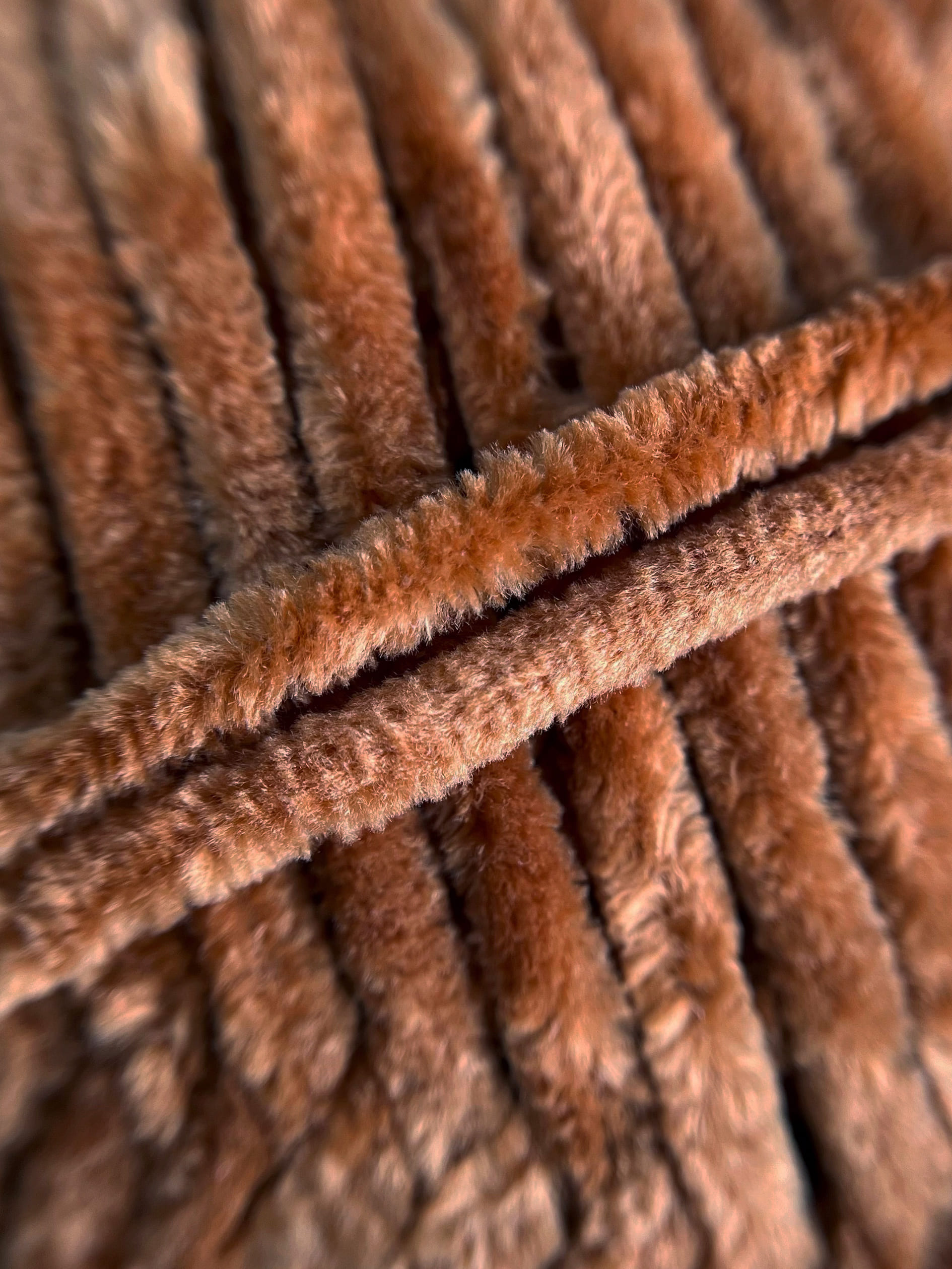 VELUR 7211 - 1 skein - Image 2